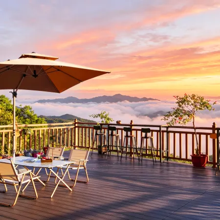 Yunhai Panoramic Terrace|World Heritage · Fire Pond Roasted Tea|Hengyunju