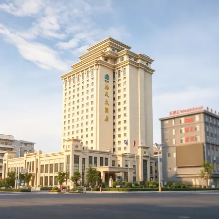 Grand Sky Hotel