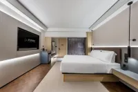Huanna Hotel (Taizhou Tiantai High-Speed Railway Station Xincheng Plaza)
