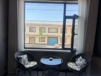 Dongjia Homestay - parking