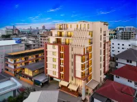 Elongme Tycoon Holiday Hotel Hotels near Xzyte Discotech