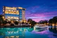 Global Village Elegant Lijiang Hotel (Guilin Two Rivers and Four Lakes Xiangbishan Branch) - Rooftop Pools