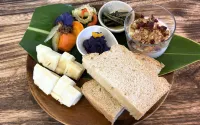 Holistic retreat coco - bar