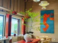 Splendid Clubhouse - breakfast