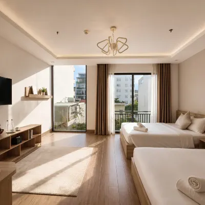 UrbanR Danang Beach - An Thuong Walking Street Hotels near Upside Down World Danang