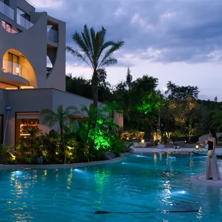 Hillsea Mystic Beach Swimming Pool Vacation Boutique Stay