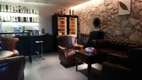 Mingye Songfeng · Luxury · Designer · Light Luxury Chusu Homestay (Wuyishan Sangu Resort Area) - 2-Star