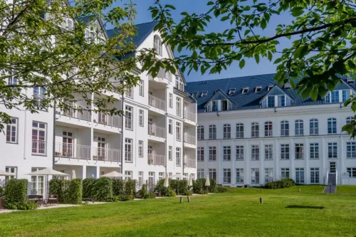 Sunday Resort Schwielowsee - Hotel - parking