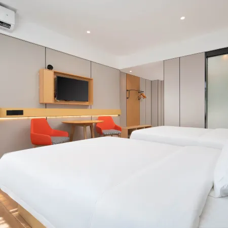 City Comfort Inn(Ledong Bus Station Store)
