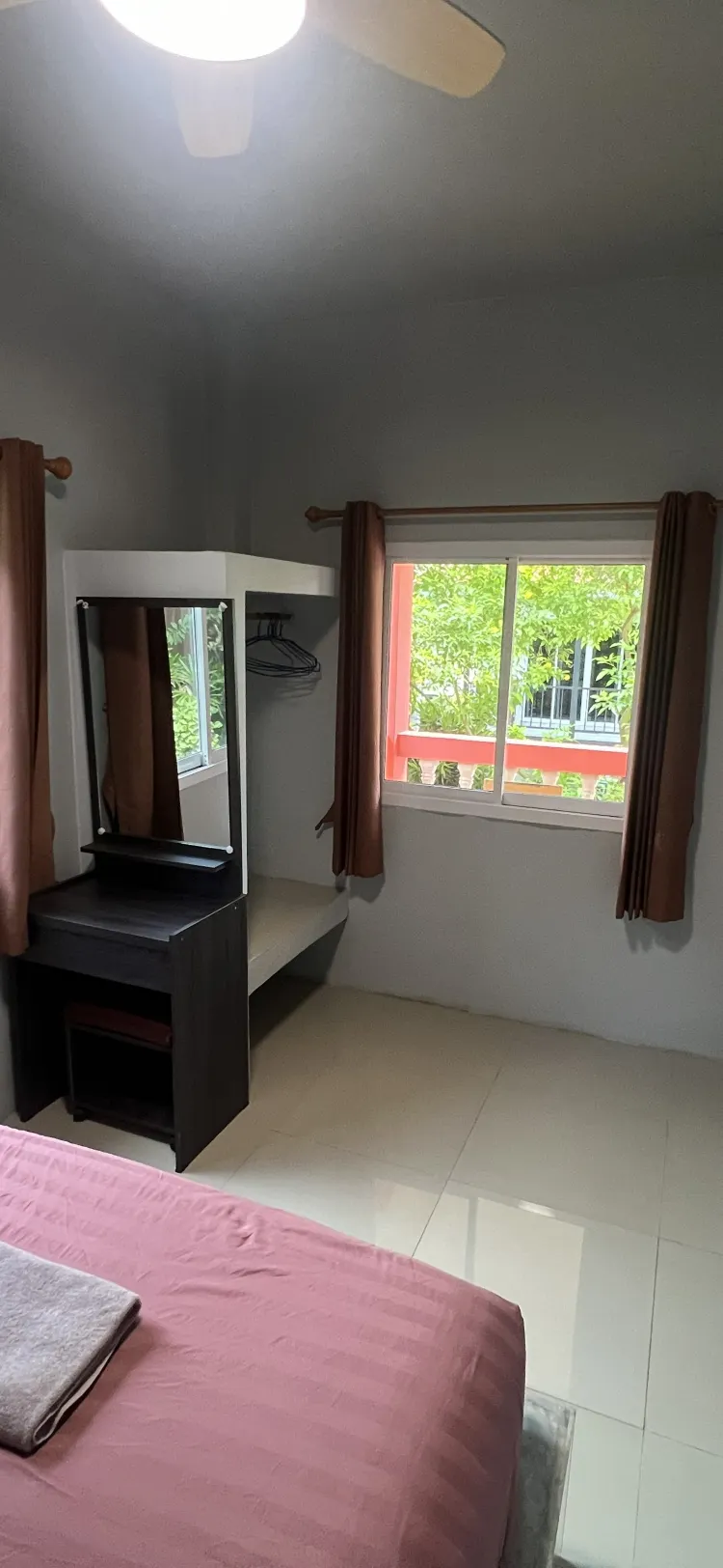 One Bedroom Bungalow W/ King Bed #5