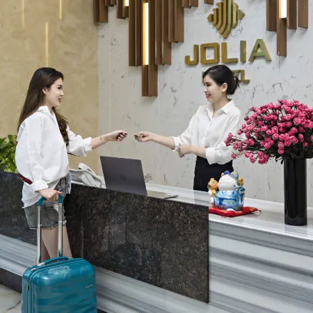 Jolia Hotel Danang Beach