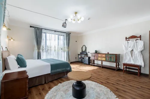 Shiheyuanfang Homestay