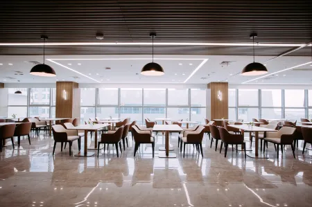 Yangzhou Science and Education Training Center Hotel Отели рядом с достопримечательностью «Tongda College of Nanjing University of Posts and Telecommunications»