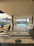 Travelodge Nimman - Beach