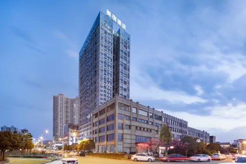 MAISON Hotel (Liuyang Economic Development Zone, Coach Station, Liuyang)