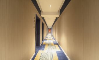 Moshu Light Luxury Hotel (Caimingyuan East Gate Branch, Shangcai Pedestrian Street)