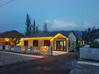 Yinqi Caotang Inn (Nalati Scenic Area)