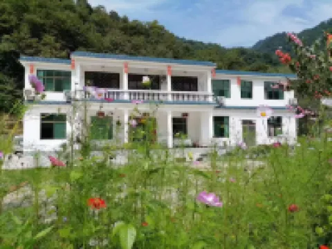 陽壩雲溪山莊民宿