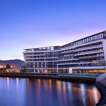 Summer Surfing Resort