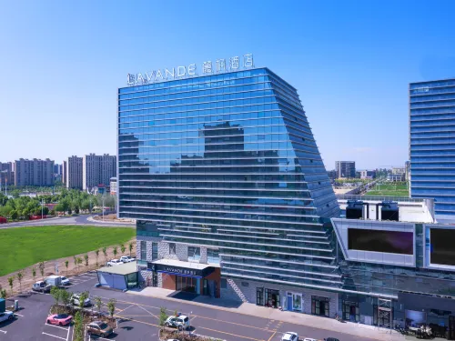 Lavande Hotel (Karamay City Government No.1 Well Branch)