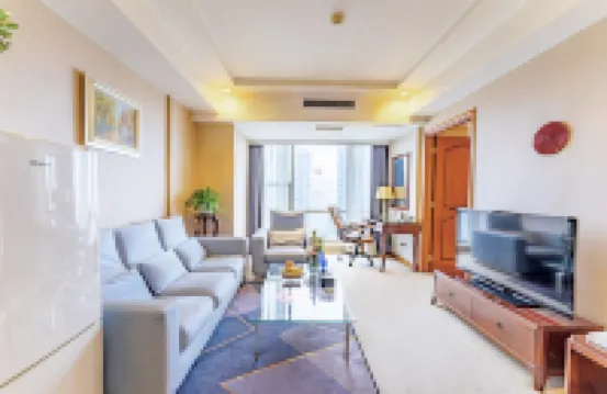 嘉萊特和平國際酒店（八一廣場南昌火車站店）