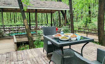 Maoshan · Zhidao Forest Hot Spring Home stay