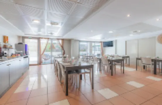 拉修塔科特港舒適公寓城市酒店 拉西約塔酒店