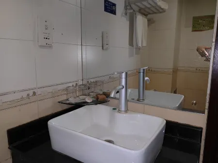 Xinjingtai Hotel Xing'an Отели в г. уезд Синъань