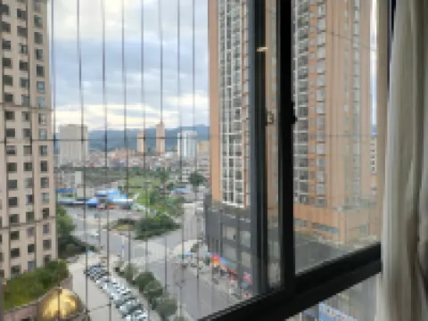 Dushan Junyuan Hotel