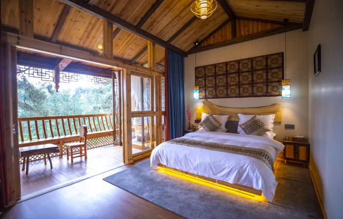 Peach Blossom Island Wild Luxury Homestay
