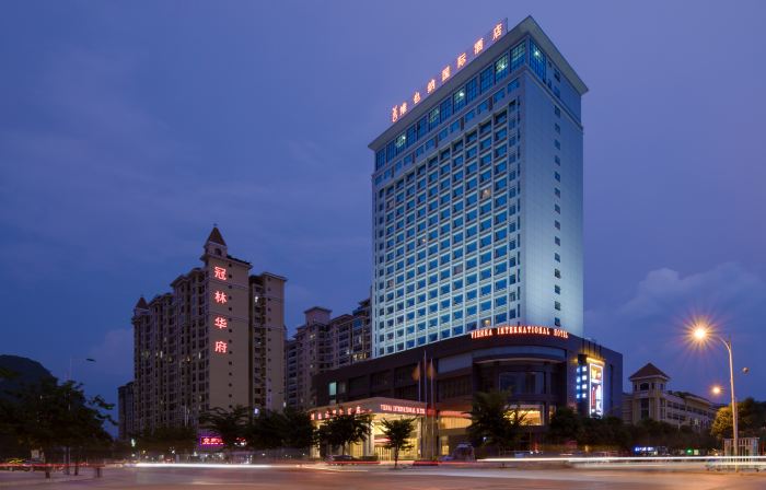 Vienna International Hotel (Daxin Detian Square)
