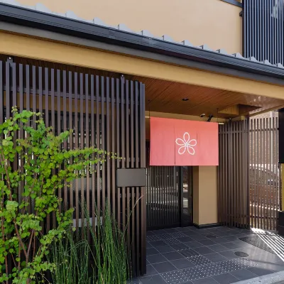 Stay Sakura Kyoto Nijo Rikyu Các khách sạn gần Ga Nijojo-mae