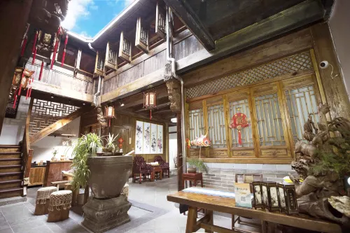 Jingmo Guesthouse