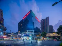 Ibis Hotel (University of Electronic Science and Technology of China, Chengdu) Hotels near Chengdu Technological University