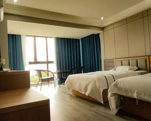 Luodian Xinyi Bieyuan Hotels in Luodian