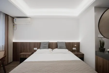 Qianting Huajie Homestay (Qiandao Lake Scenic Area) Отели рядом с достопримечательностью «Xianshan Mountain»