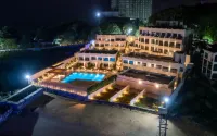 The Lead Hotel Hotels near Lumley Beach Rd