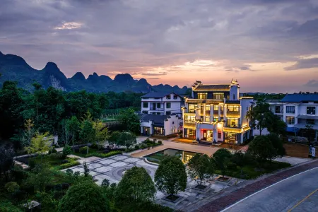 Guilin Rongshe Hotel Отели рядом с достопримечательностью «Crown Cave»