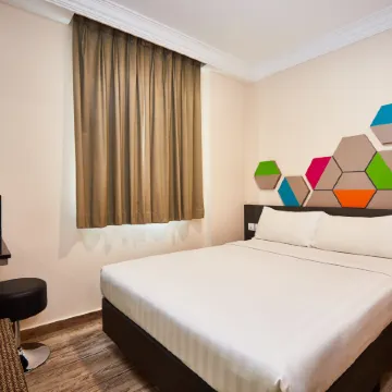 ibis budget Singapore Emerald Отели рядом с достопримечательностью «Станция метро Lavender»