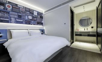 Ibis Hotel (Tianjin North Station Beining Park RailwayStation  Branch)