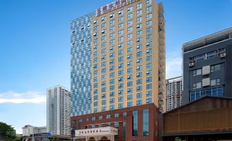 Vienna International Hotel (Nanning Jinhu Square Langxi Metro Station Branch)