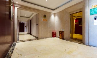 Suitetrails - Wilson Holiday Hotel (Yichun Mingyue Bridge Branch)