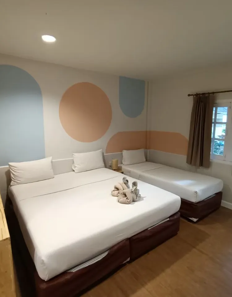 ดีลักซ์ทริปเปิ้ลคอทเทจ