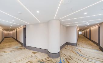 New Crescent Hotel Meishan Chunxi Plaza Branch