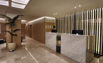 Sunshine Hotel
