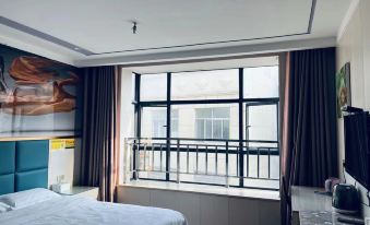 Xiangyang Jingyi Hotel