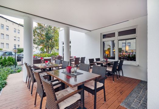 5. H+호텔 다름슈..