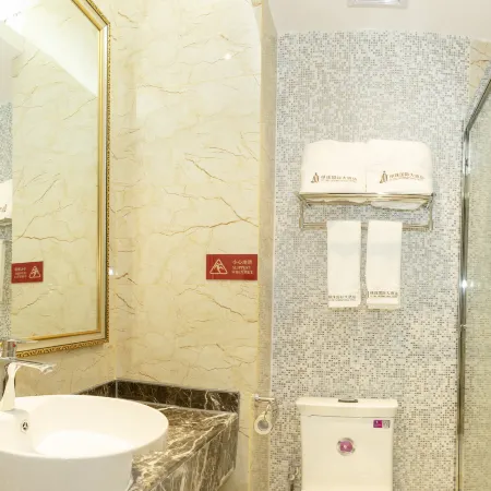 Bobai Luzhu Kokusai Hotel