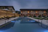 Xipo Longnan Weiwu Hotels in Longnan