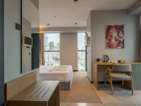 شيرلوك هومز هوتلز Hotels near جادة بغداد